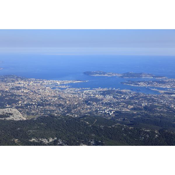 Survolez la Provence en avion privé par Avantages Enseignants